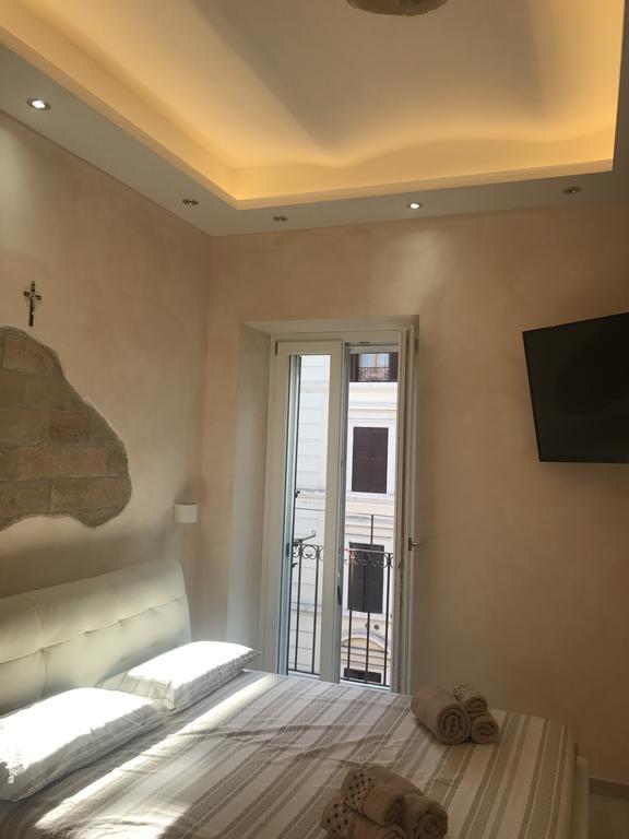 Spartacus Inn Apartment Рим Екстериор снимка