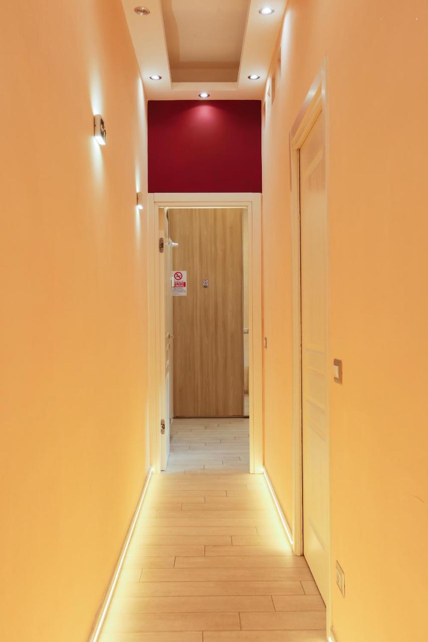 Spartacus Inn Apartment Рим Екстериор снимка