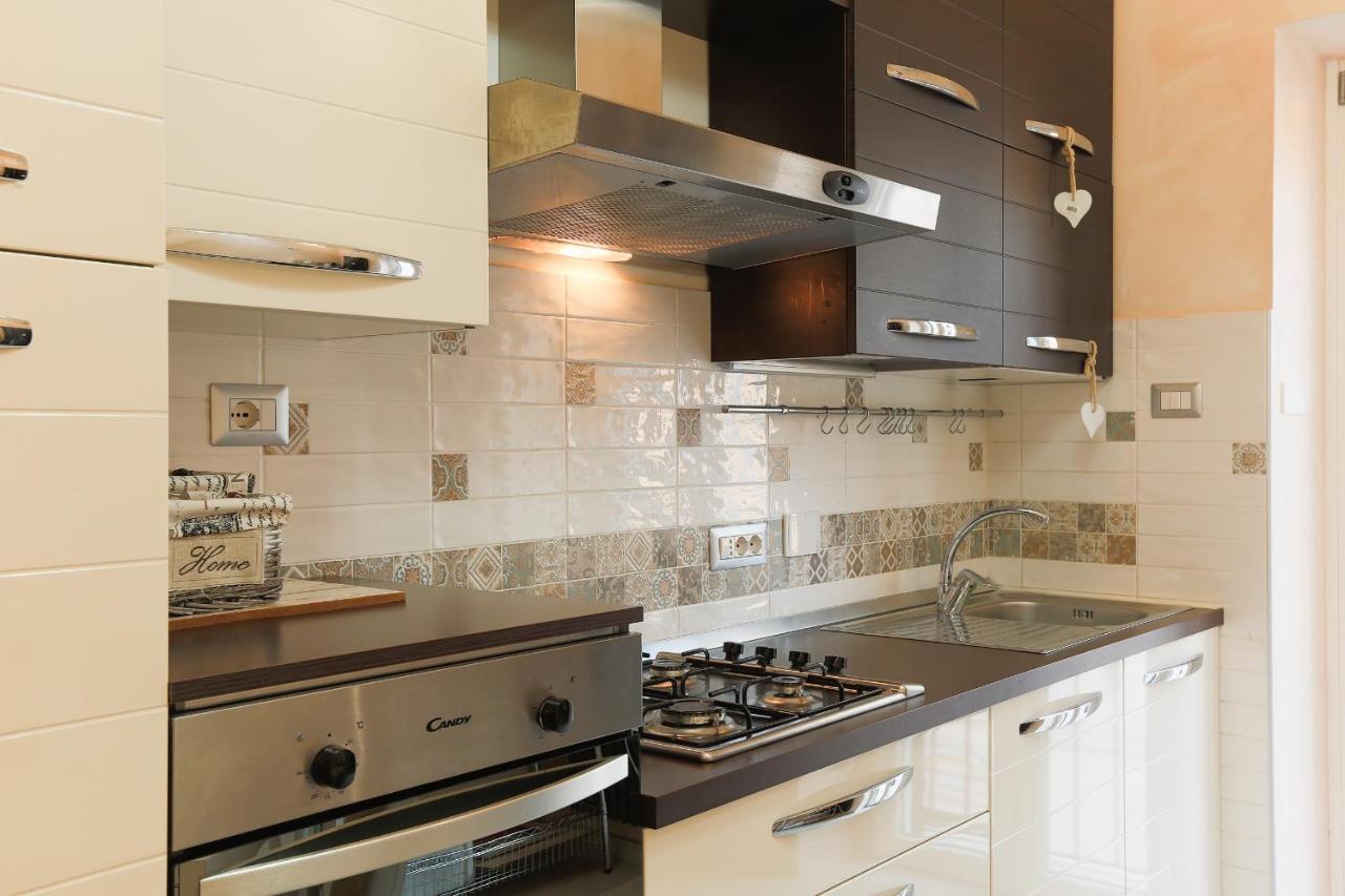 Spartacus Inn Apartment Рим Екстериор снимка